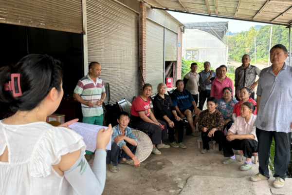 城投花木公司開展交通安全教育  筑牢出行“防護(hù)網(wǎng)”