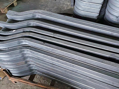 為什么長沙拖拉機(jī)防翻架彎型加工要選擇長沙威彎？