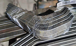 為什么株洲中車集團(tuán)的高精度方管彎管要找長沙威彎加工？